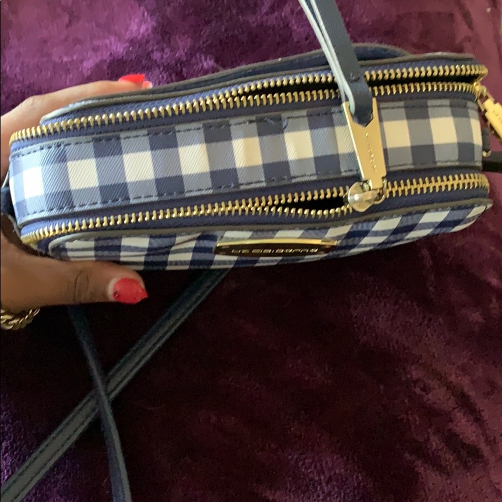 Purse - Picture 2 of 3